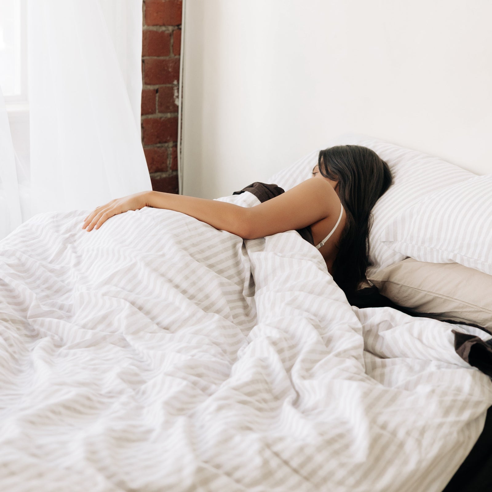Best Bedding for Hot Sleepers: Why Turkish Cotton Percale Sheets Stay Cool